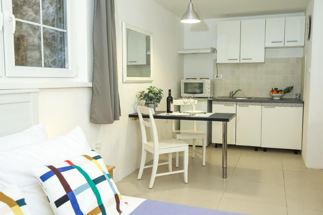 Rougemarin Apartments Biograd Na Moru Esterno foto